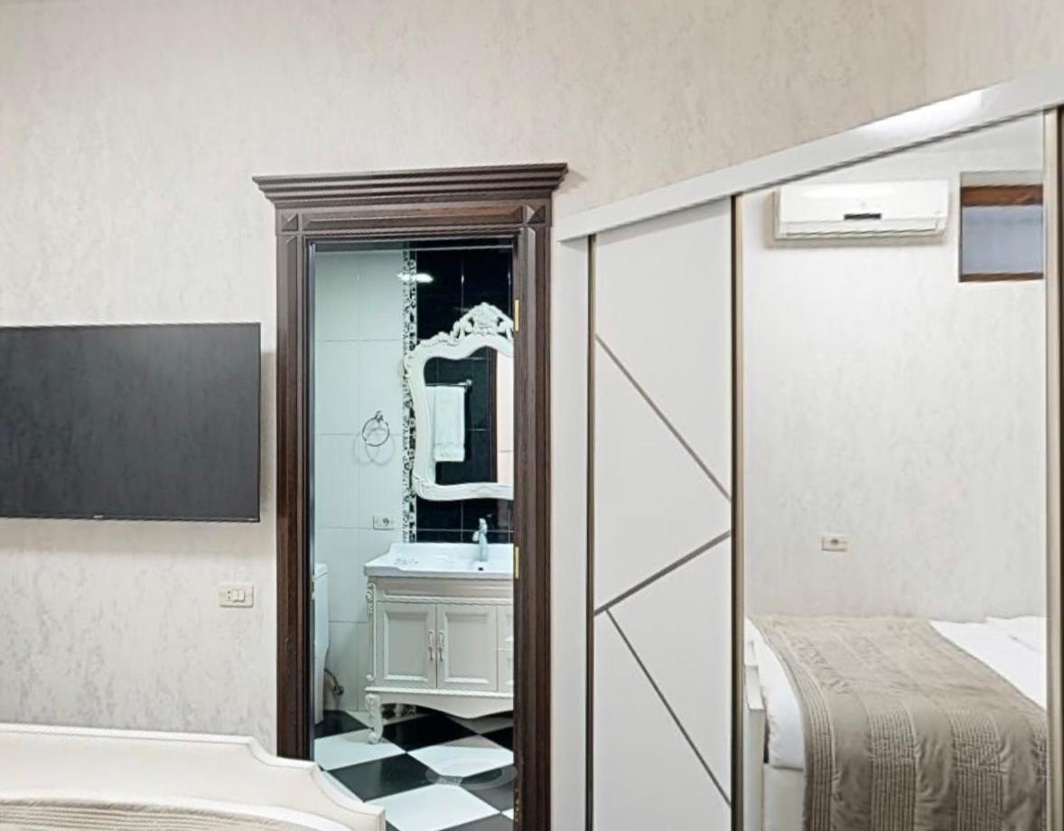 Royal Renaysance Hotell Jerevan Rum bild