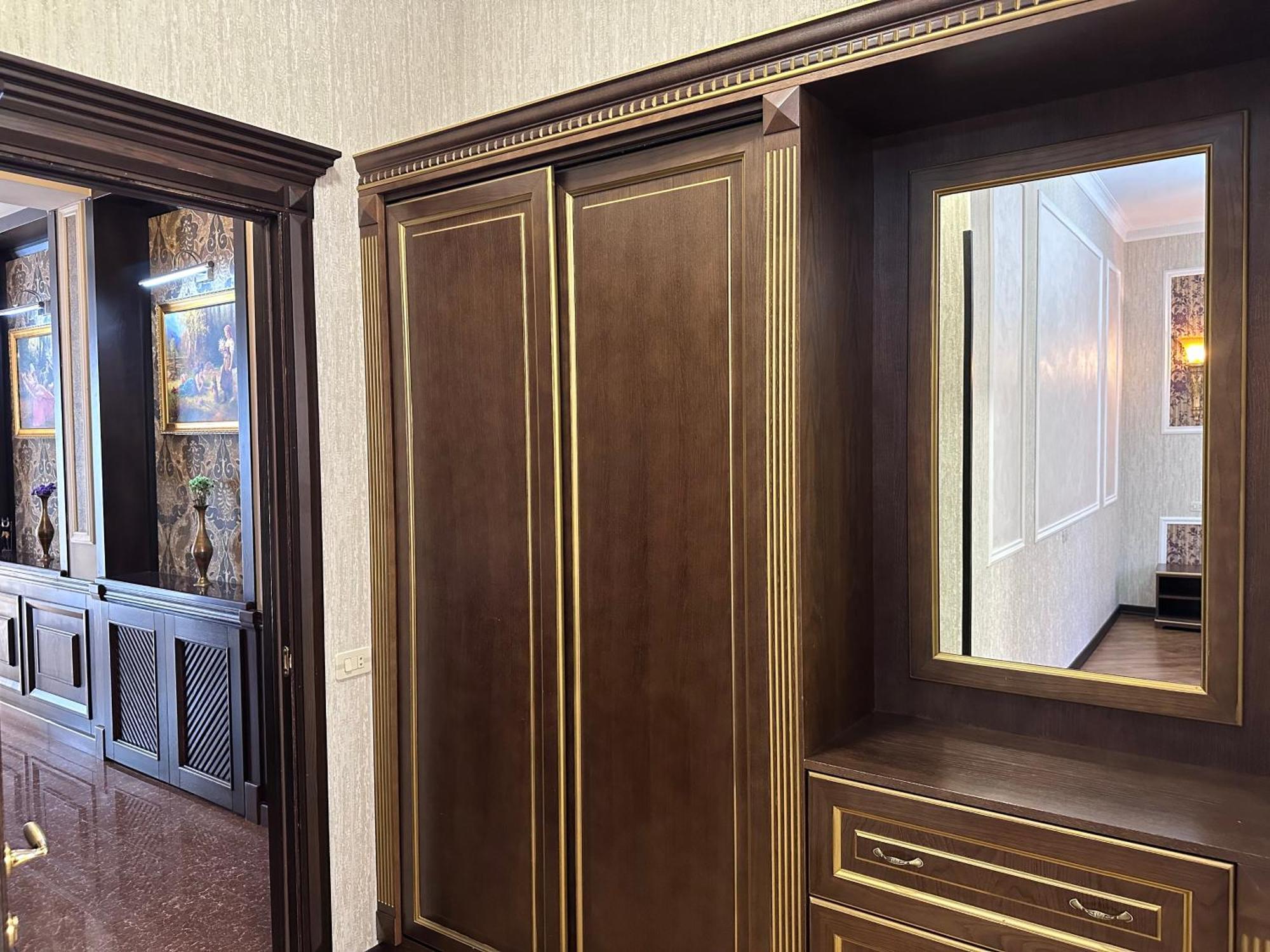 Royal Renaysance Hotell Jerevan Exteriör bild