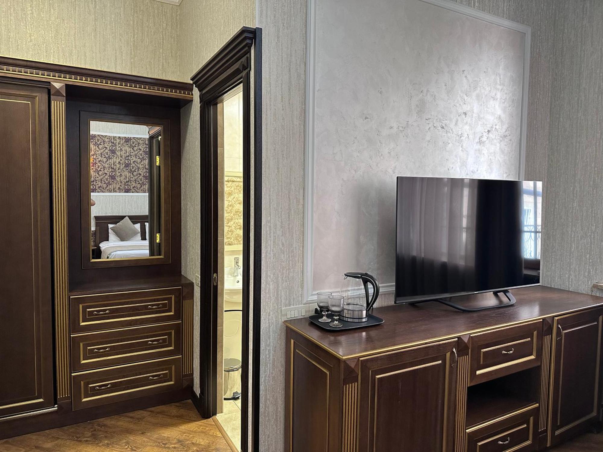 Royal Renaysance Hotell Jerevan Rum bild